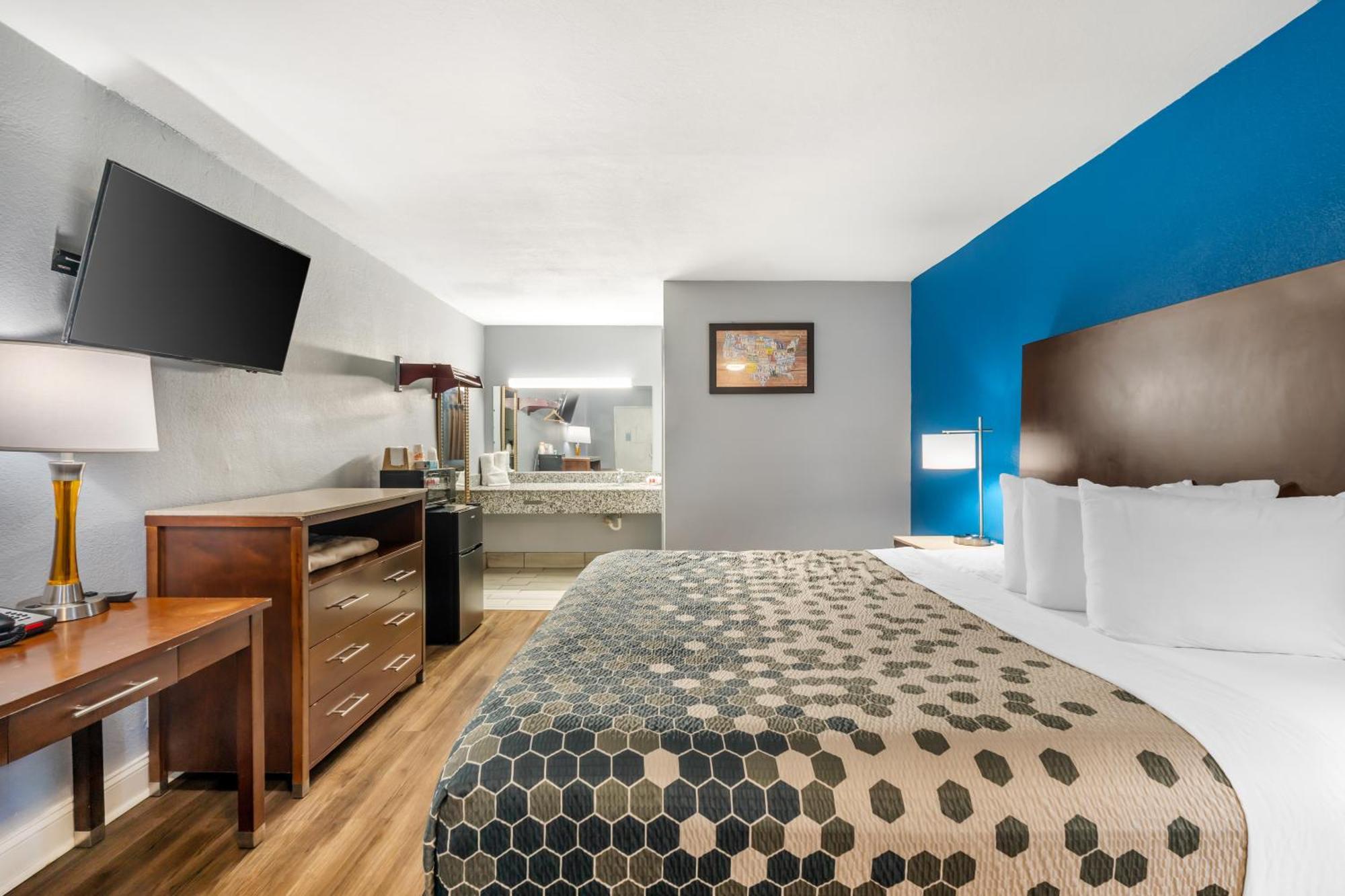Econo Lodge Inn & Suites I-64 & Us 13 Вирджиния-Бич Экстерьер фото