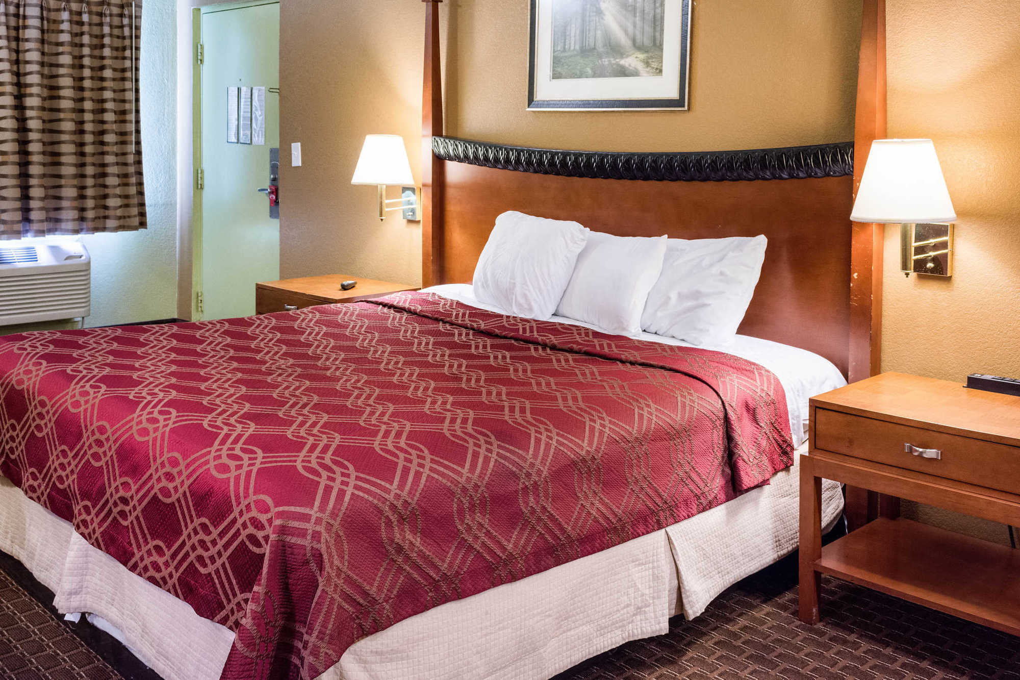 Econo Lodge Inn & Suites I-64 & Us 13 Вирджиния-Бич Номер фото